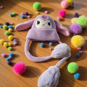 Alternative view of Gorro con orejitas Sanrio