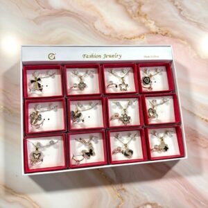 Alternative view of 12 Sets Joyeria Collar,Anillo y Aretes con Pedreria y Caja de Regalo Dorada $22.5 c/u